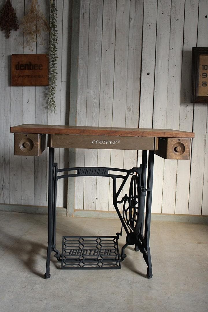 古い鉄脚と古材のテーブル　ワークデスク　机　作業台　古家具　古道具