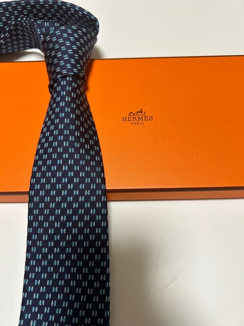 エルメス　HERMES フランボワイヤン・ウェブネクタイ　H柄