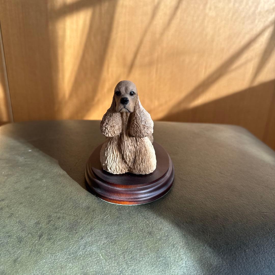 アメリカンコッカースパニエルの置物　ショードッグ　バフ
