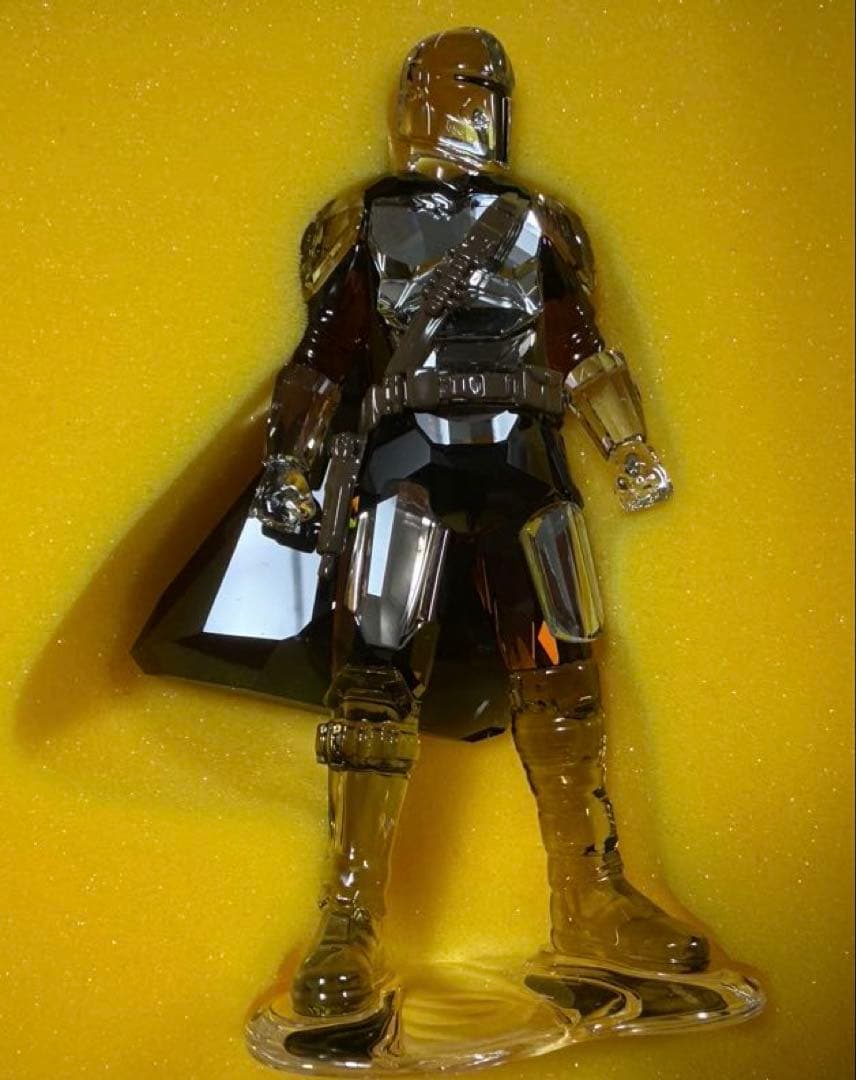 スワロフスキー　マンダロリアン　スターウォーズ　Swarovski