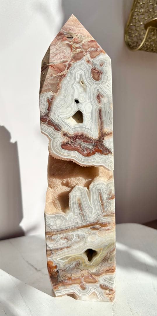 《大型・一点物》メキシカンクレイジーレースアゲート ジオード一周タワー約24cm