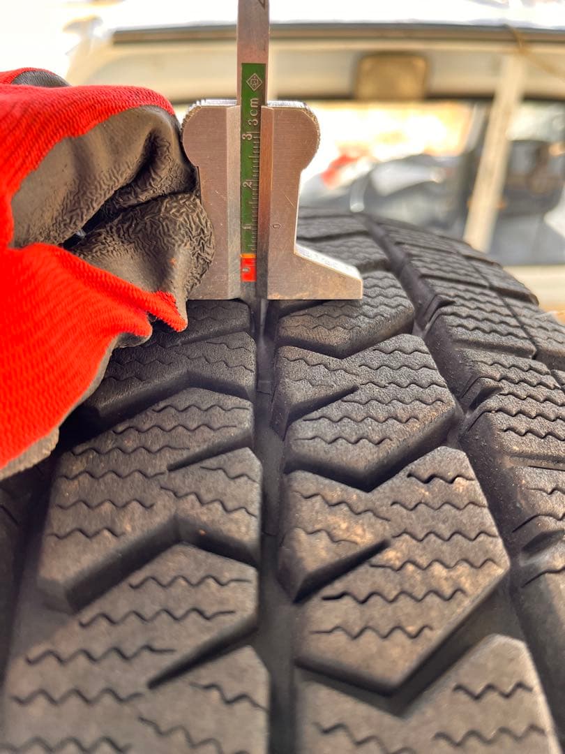 195/80R15 24年　スタッドレス　4本セット