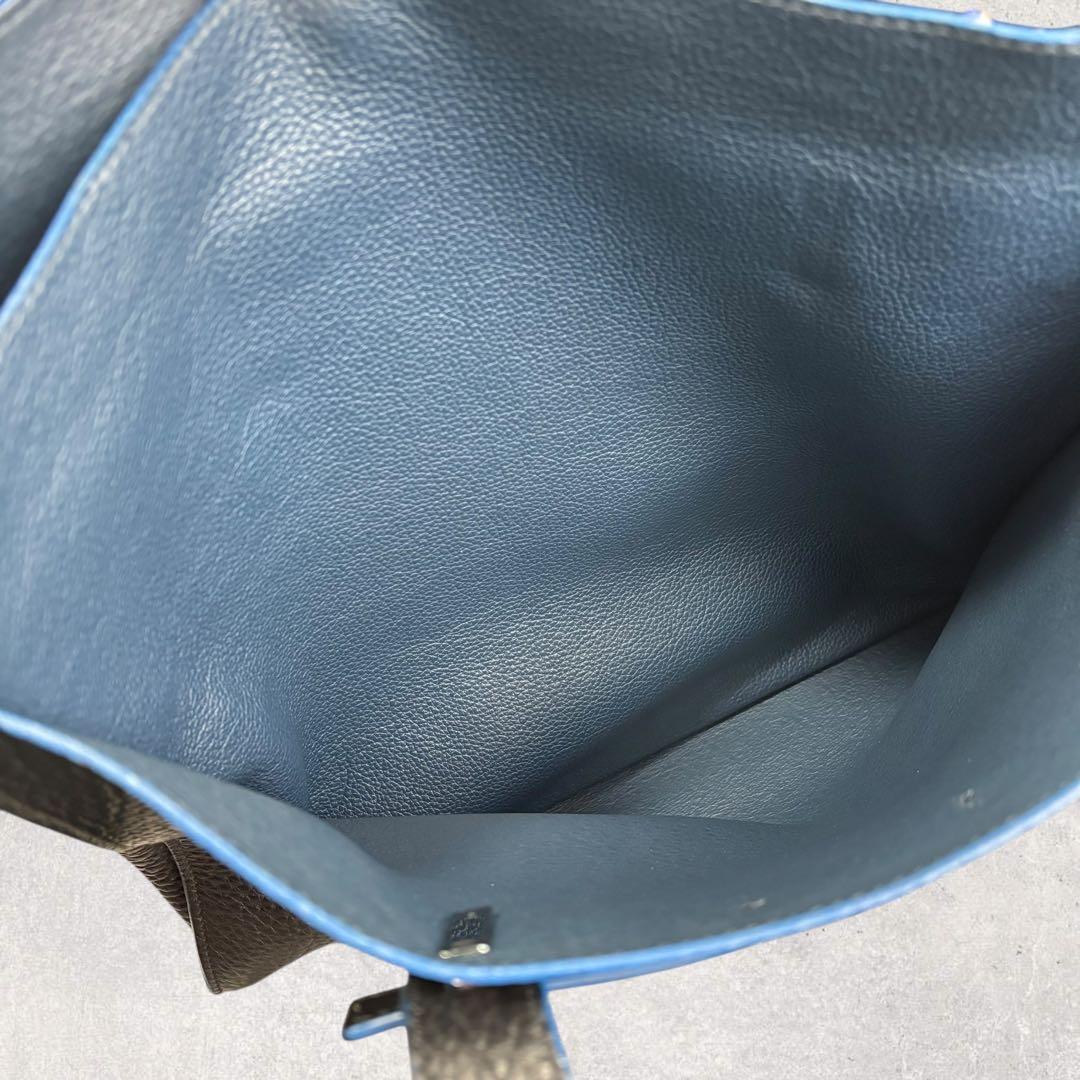 ホーネットフルラ ジョーヴェ レザー トートバッグ ハンドバッグ　黒×青