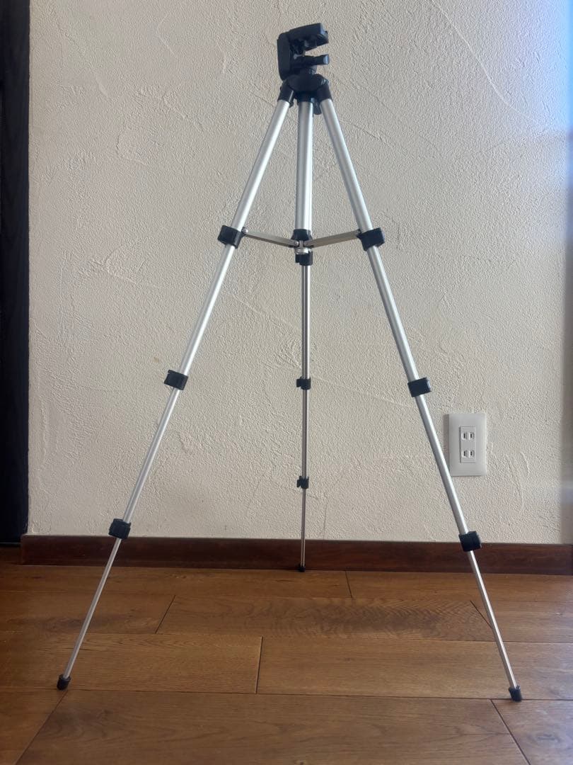 SONY HDR-CX430V ハンディカム本体、32GBメモリ&三脚付き