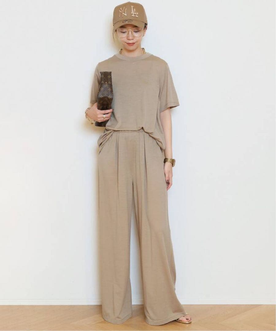 美品　NEW ERA ニューエラ 9FORTY DOUBLE LOGO キャップ