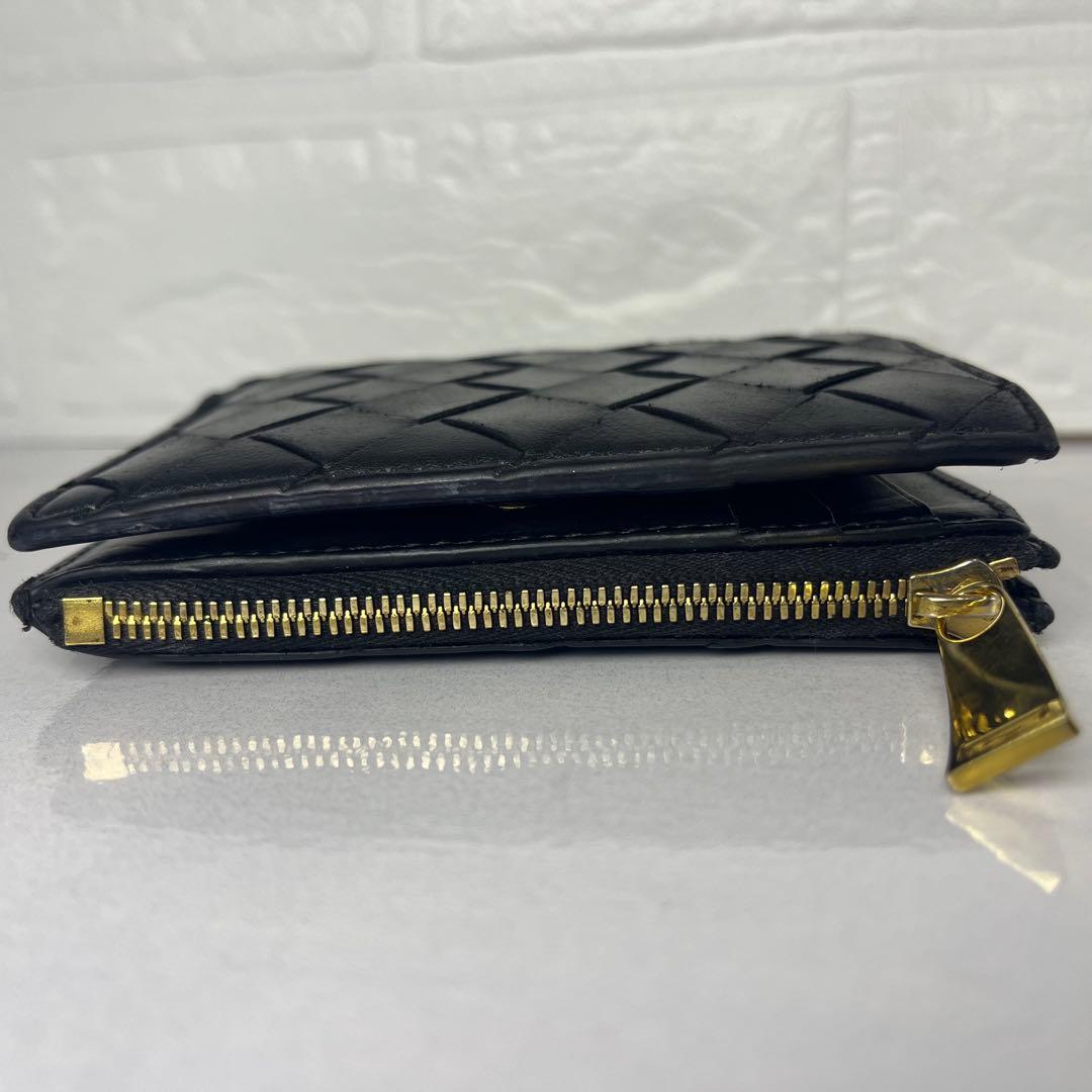 BOTTEGA VENETA 二つ折り財布 イントレチャート ブラック 美品