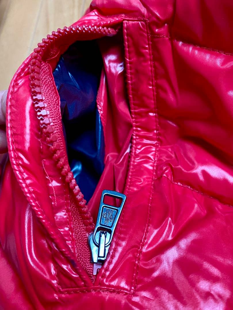 MONCLER TIB GILET ダウンベスト　光沢あり