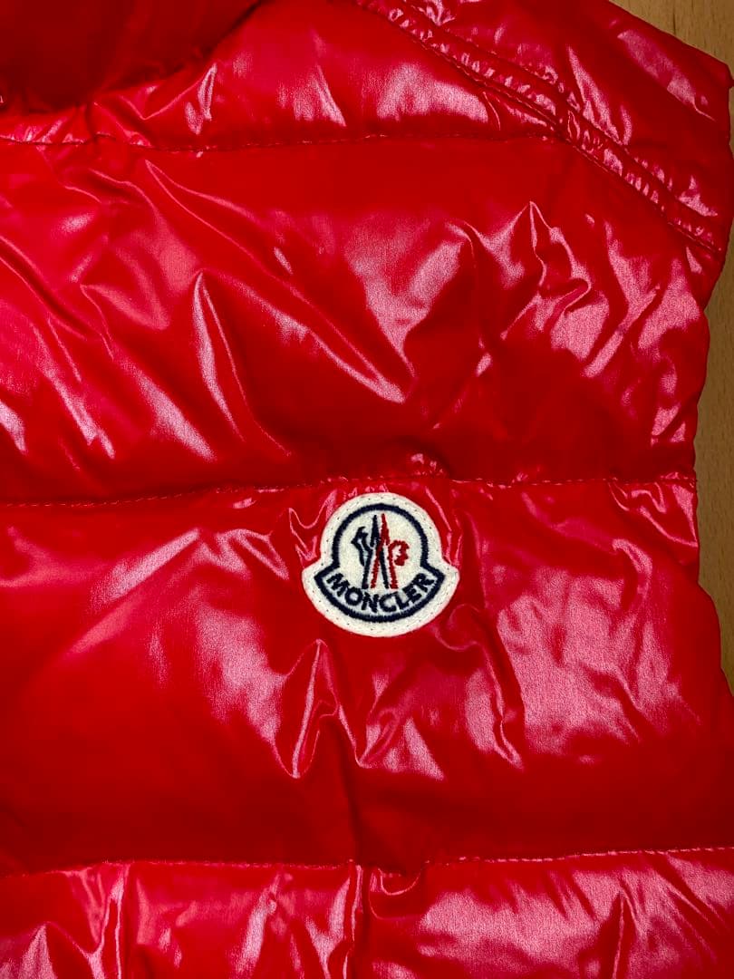 MONCLER TIB GILET ダウンベスト　光沢あり