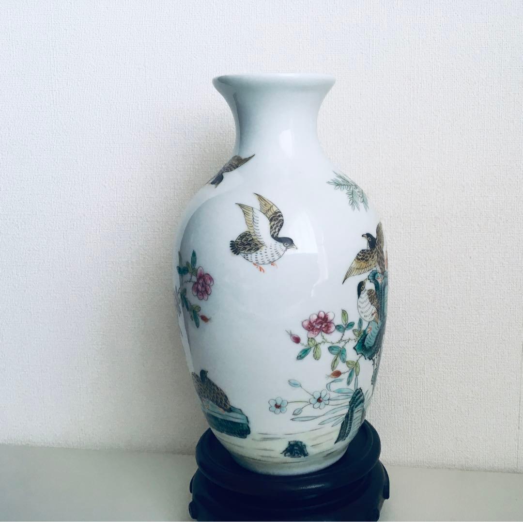 清朝乾隆宮廷琺琅彩竹菊鹌鹑图瓶 稀少芸術珍品 （上海博物館監製）