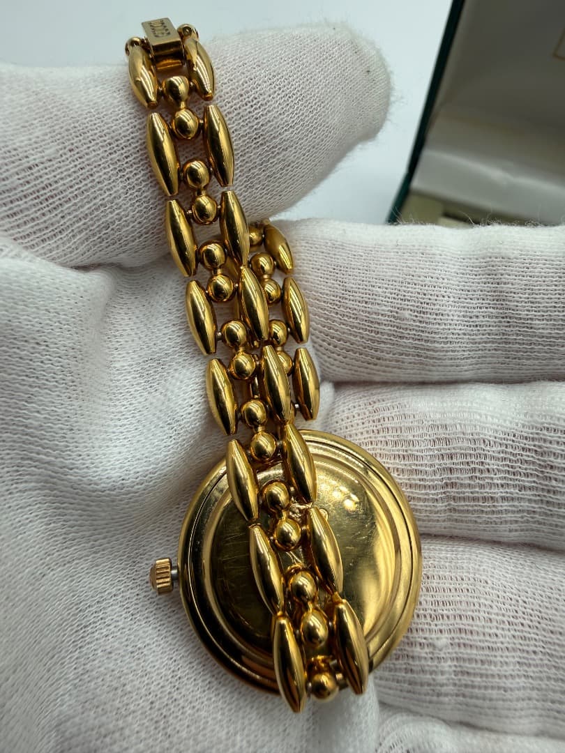 ル*フ様 GUCCI 腕時計