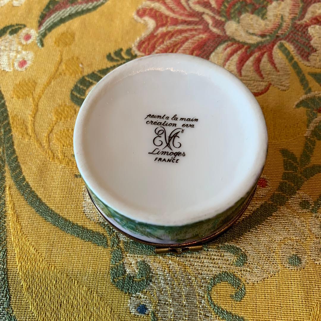 リモージュボックス　フランス製　ちょっとレアなトロピカル雰囲気が素敵な小物入れ！