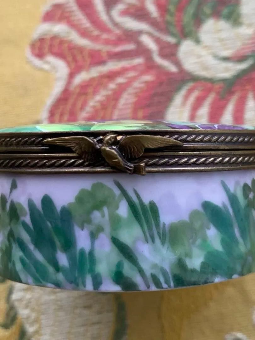 リモージュボックス　フランス製　ちょっとレアなトロピカル雰囲気が素敵な小物入れ！