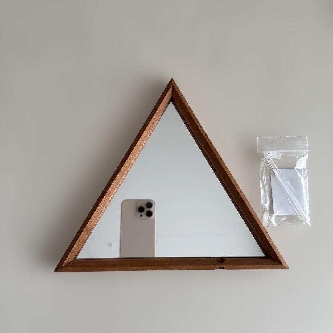 うだまさし　壁掛けサンカクミラー　壁掛け三角　鏡