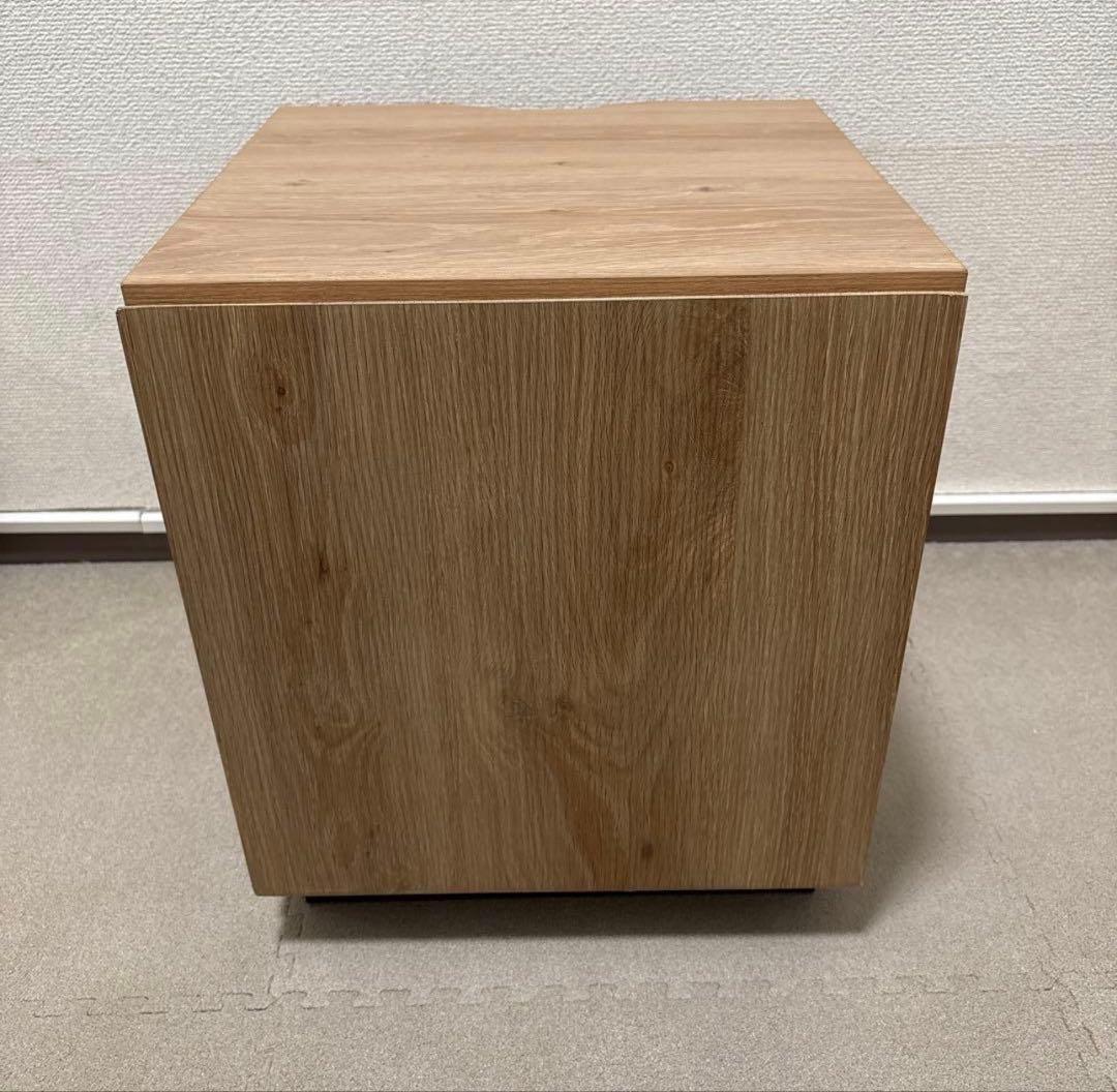 【送料込み】LOWYA サイドテーブル シャビーナチュラル コンセント2個口