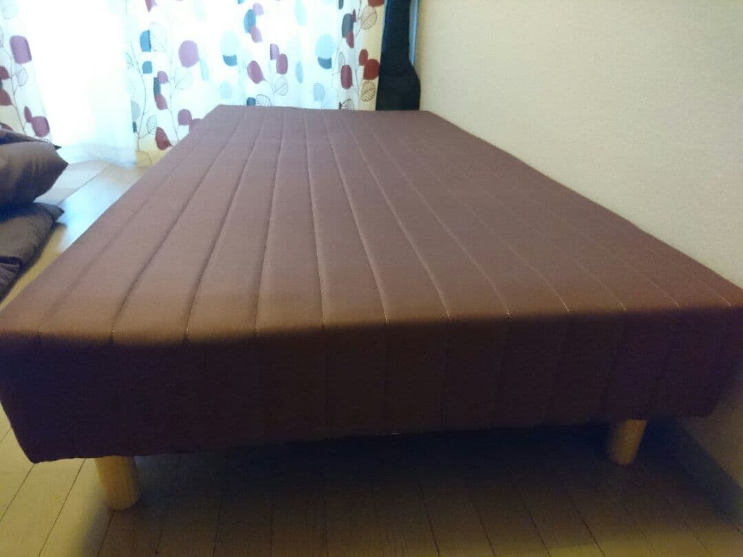 足つきマットレス