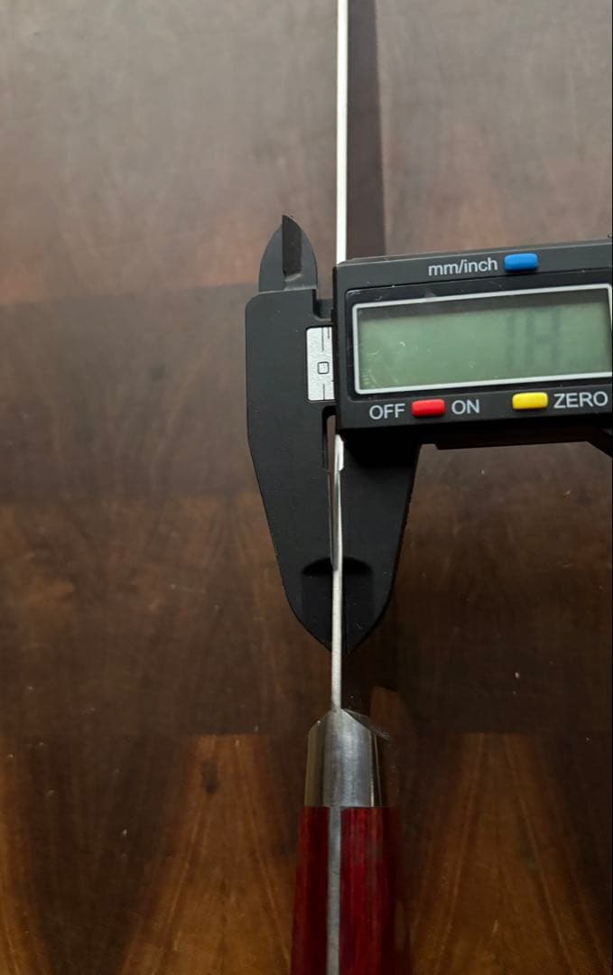 高村刃物 牛刀 210㎜ 粉末ハイス鋼 包丁　SG2 洋包丁　7寸