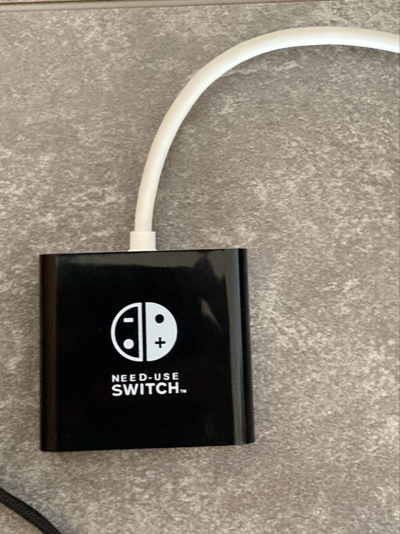 Nintendo Switch 本体とJoy-Con 2つセットと周辺機器付き