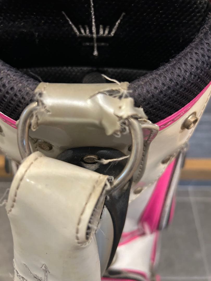 ジョージスピリッツキャディバッグ ホワイト×ピンク【数量限定・激レア】※難あり