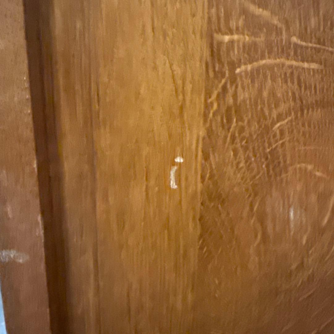 ヴィンテージ　木製サイドテーブル　扉収納付き　猫脚　2