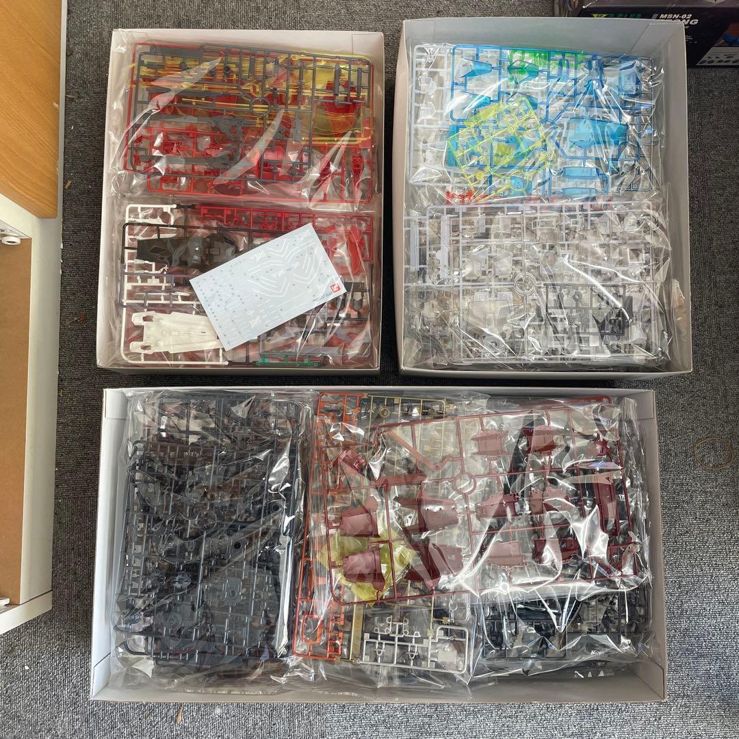 プレバン他ガンプラ3点セット　未組立品