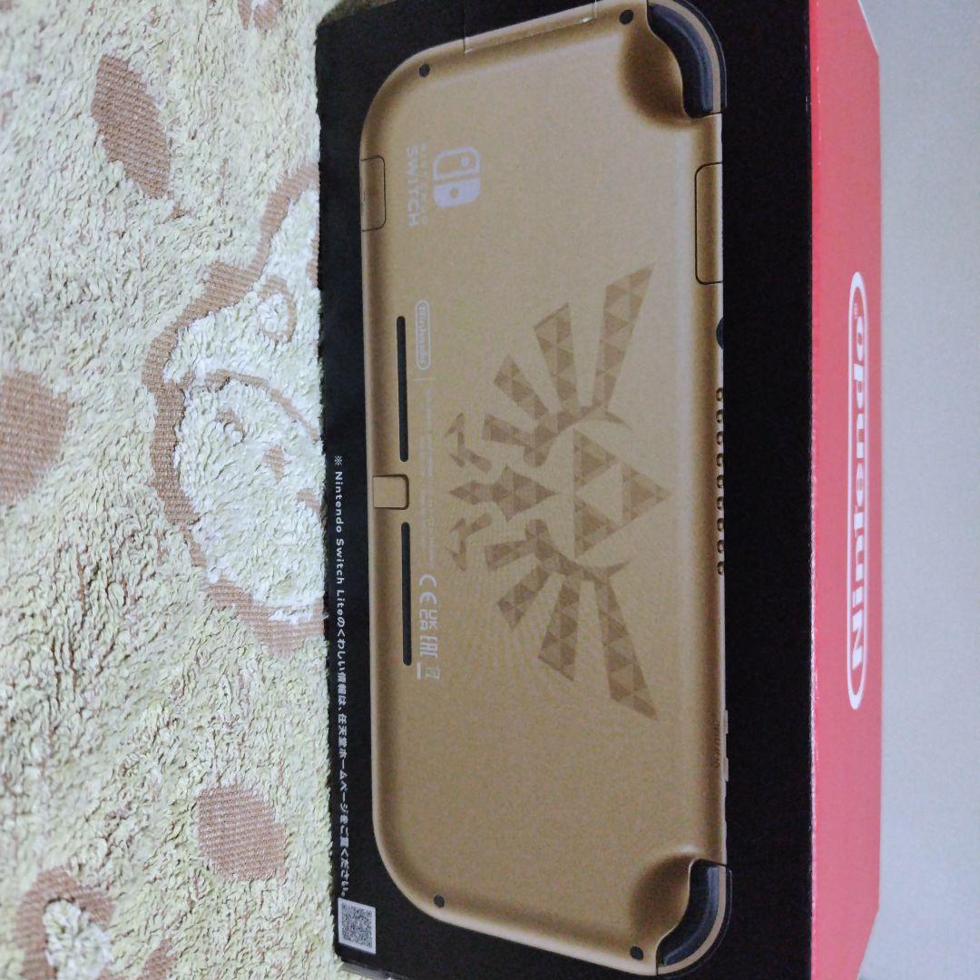 特別価格新品☆未開封Nintendo SwitchLightハイラルエディション