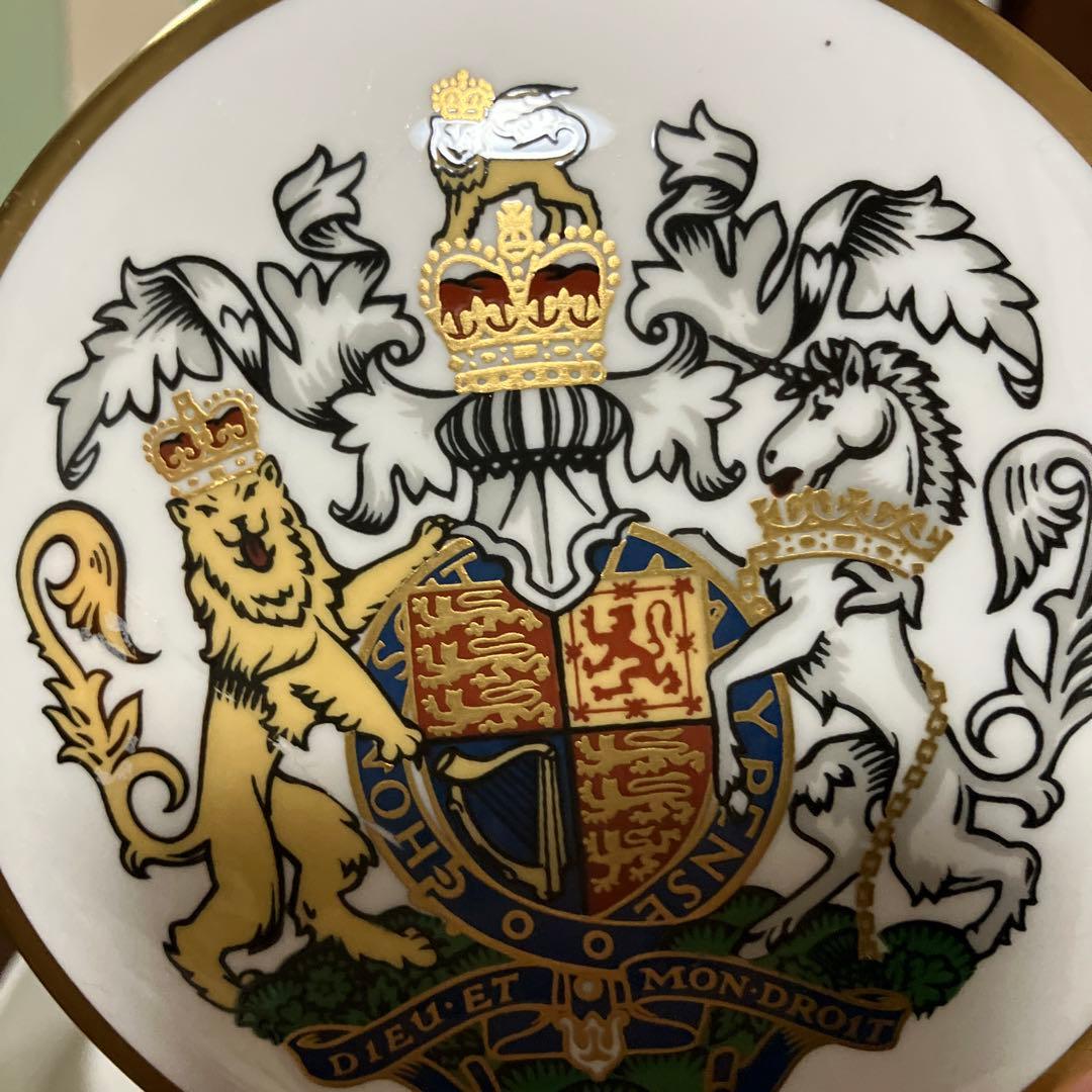 レア品　エリザベス女王在位25周年　シルバージュビリー　コールポートトリンケット