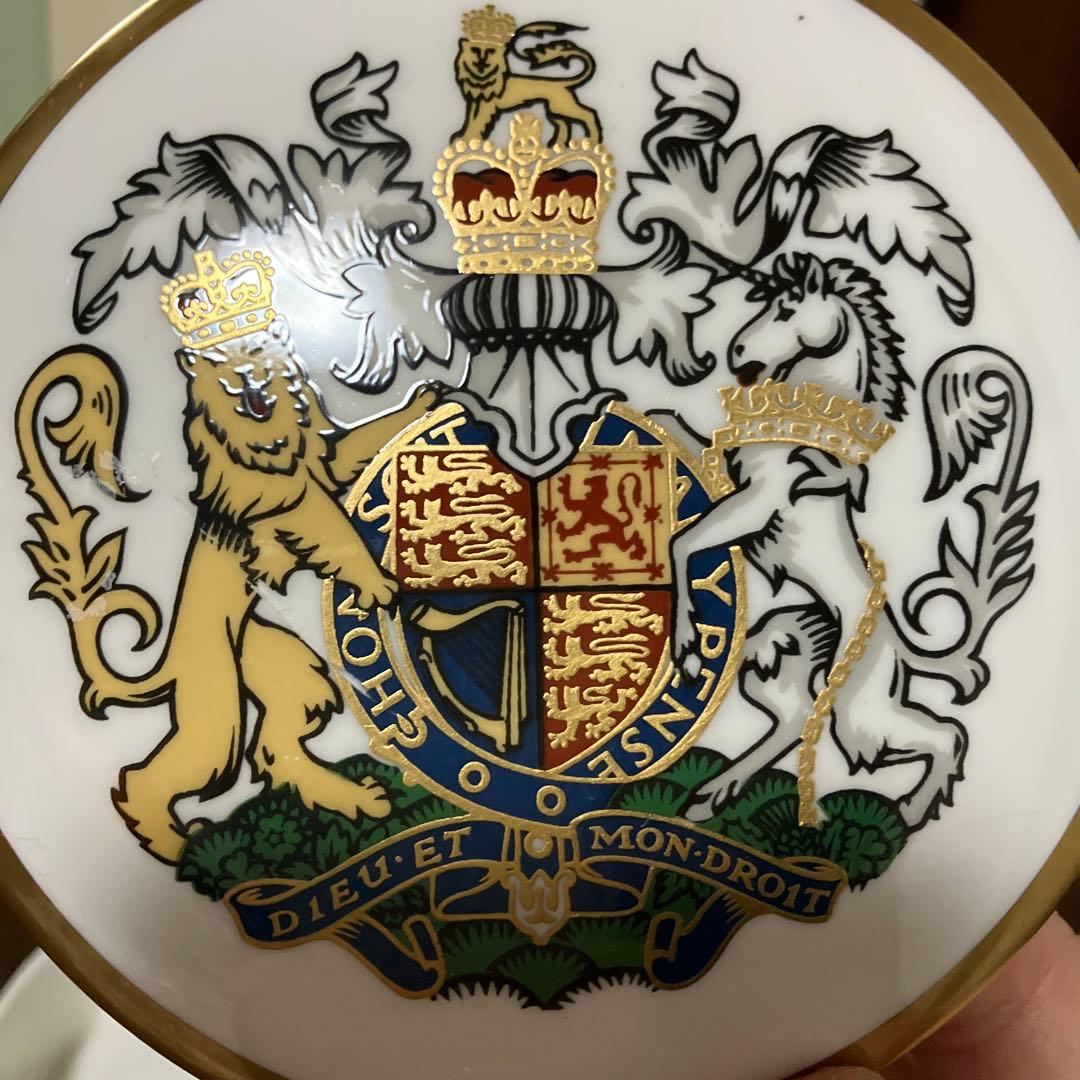 レア品　エリザベス女王在位25周年　シルバージュビリー　コールポートトリンケット