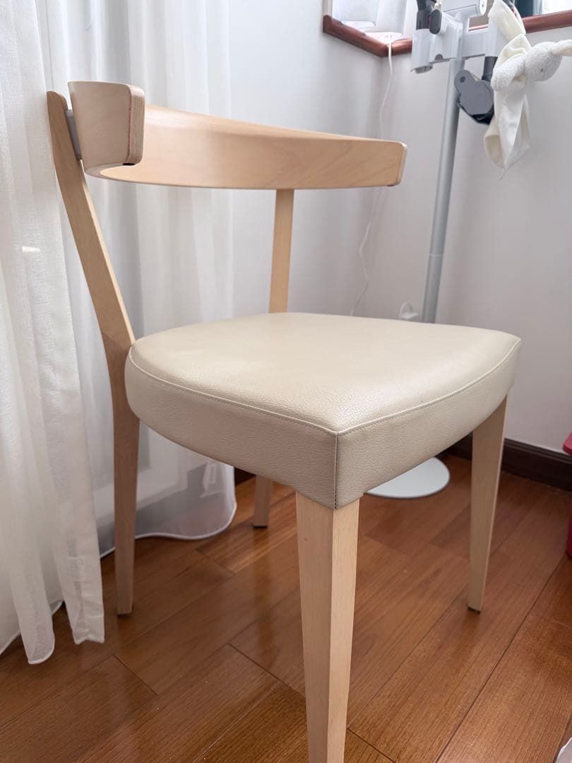 ⑤カリモク【チェア*1脚】(ダイニングテーブルとチェア4脚組のセット販売)