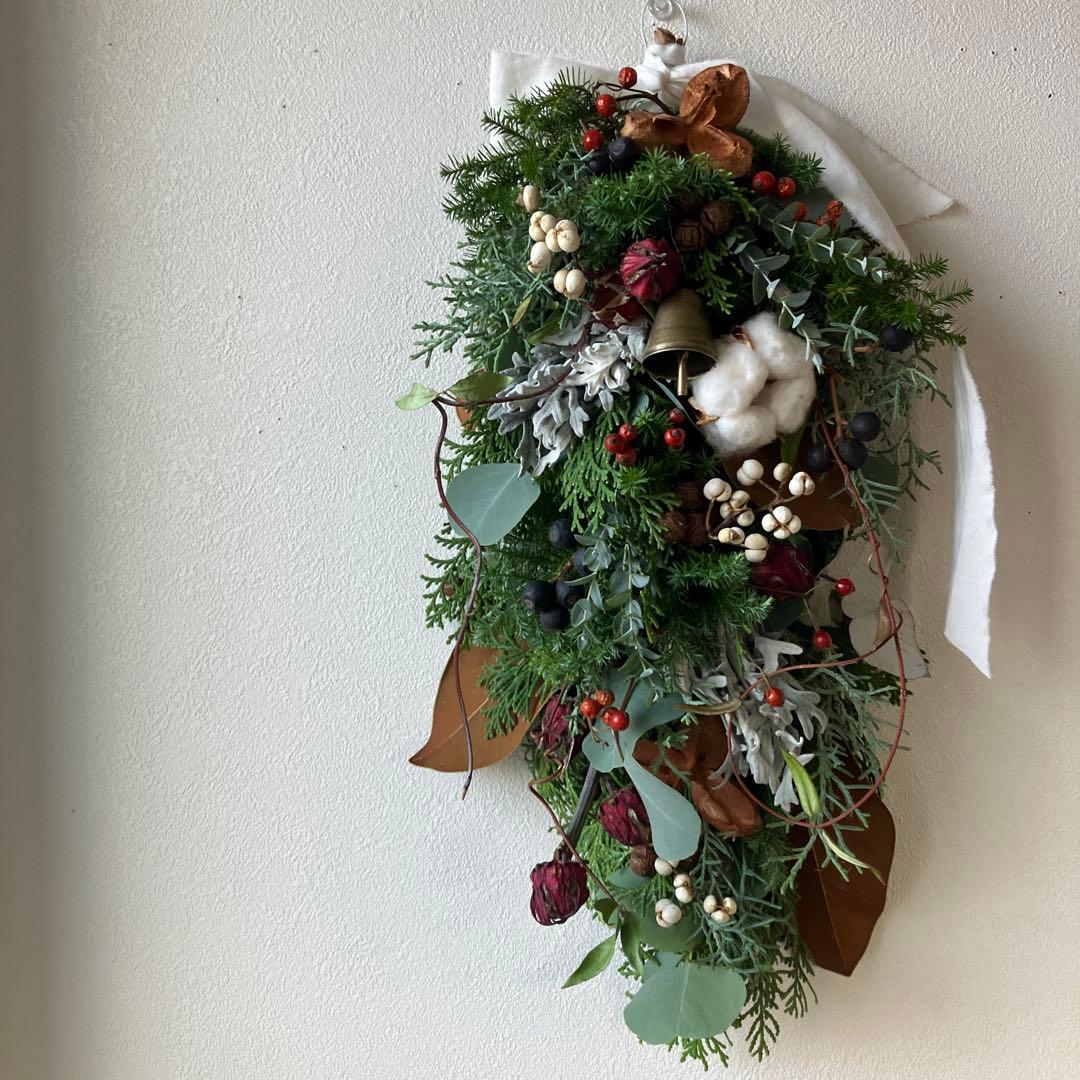 コットンとローゼルのクリスマススワッグガーランド　マグノリア　フレッシュ針葉樹
