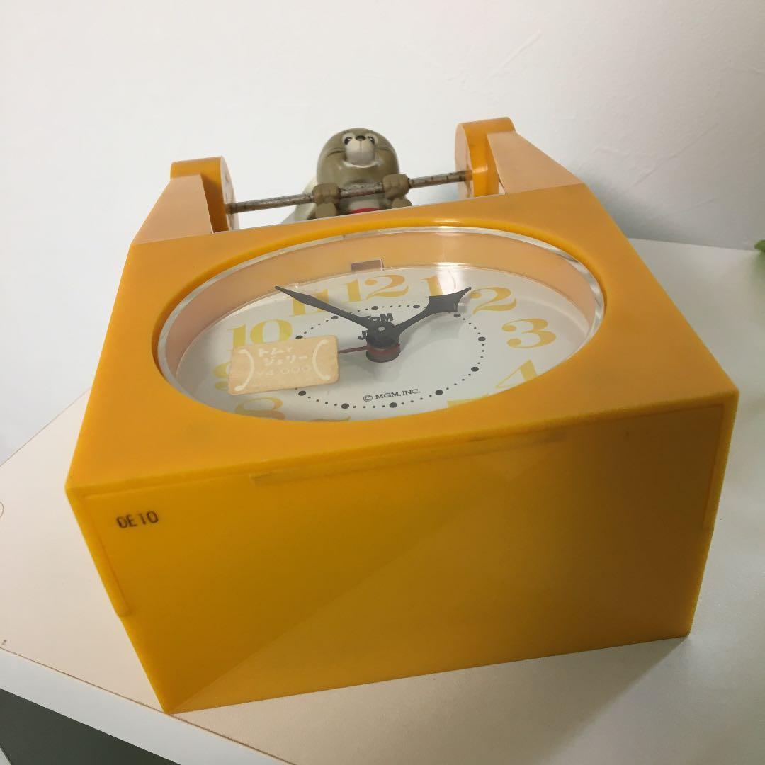超希少　レトロ　TOM & JERRY   目覚まし時計　　　　　　　（手巻き）