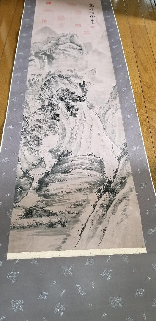 開運掛け軸　玄山水　190ｘ43