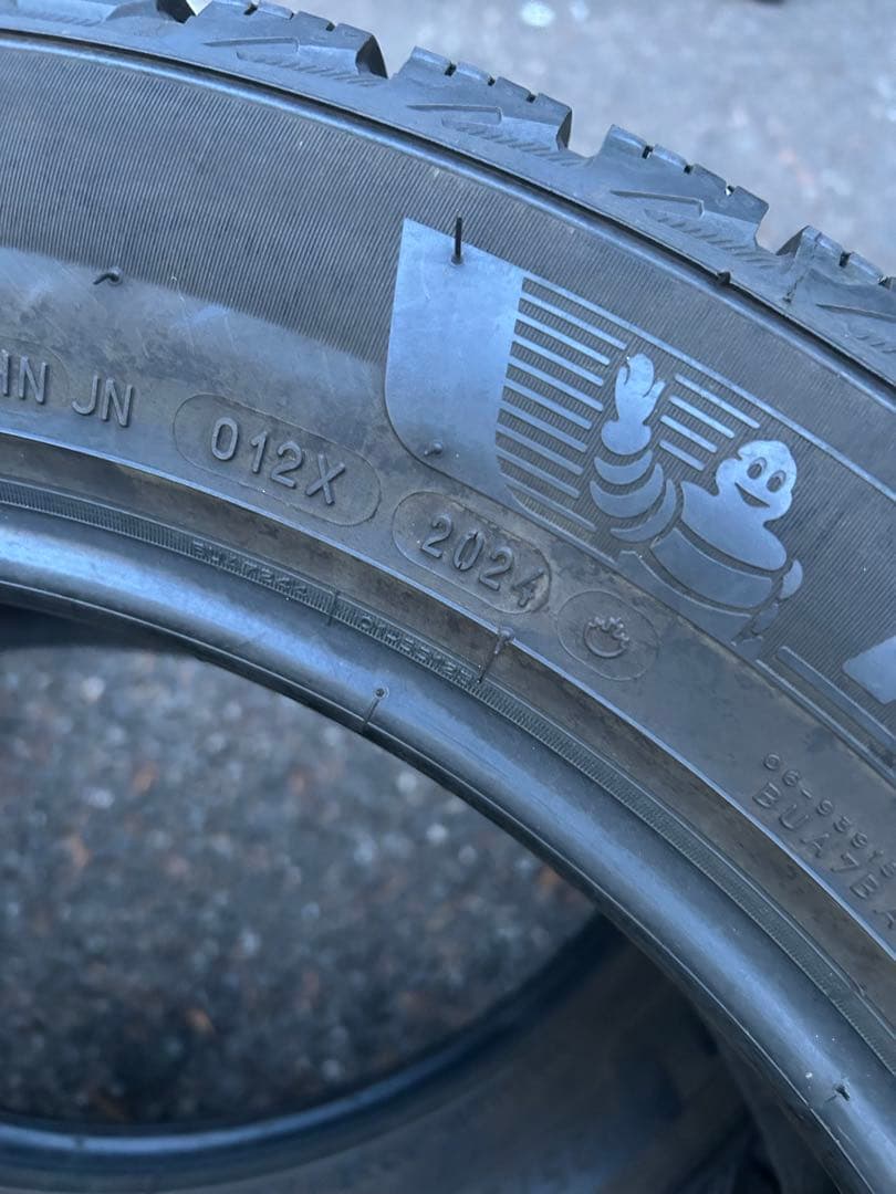 本日限定値下✨MICHELIN スタッドレス225/55R19 2024年製2本