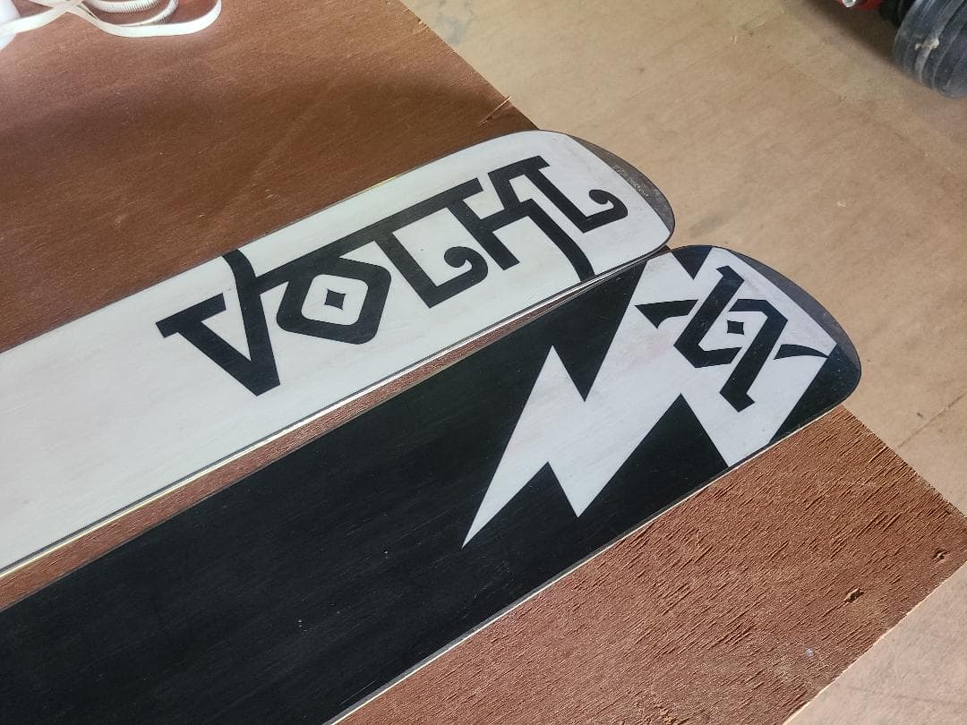 スキー 186 VOLKL GOTAMA + DIAMIR + SKINS