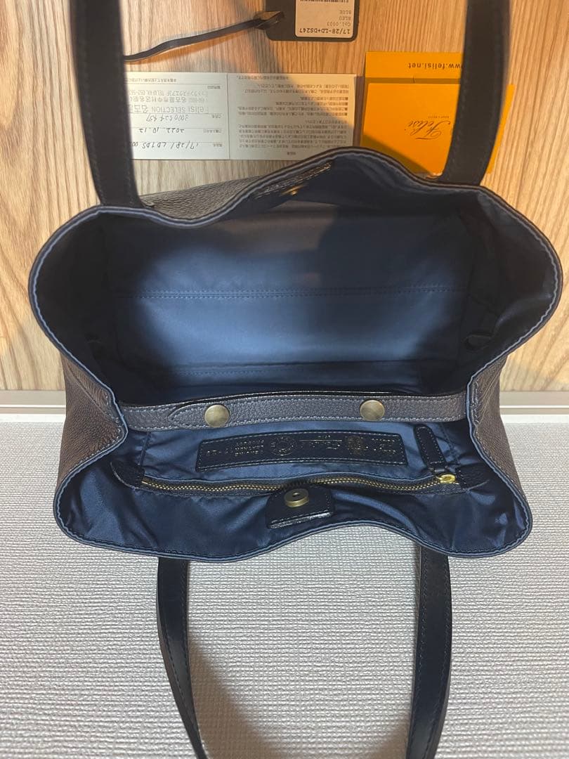 フェリージ　レザートートバッグ　17/28