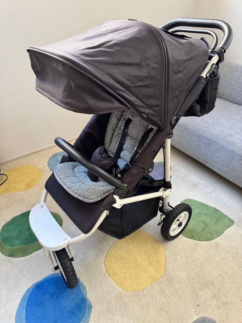 エアバギーココプレミア　ブラック✖️ホワイト