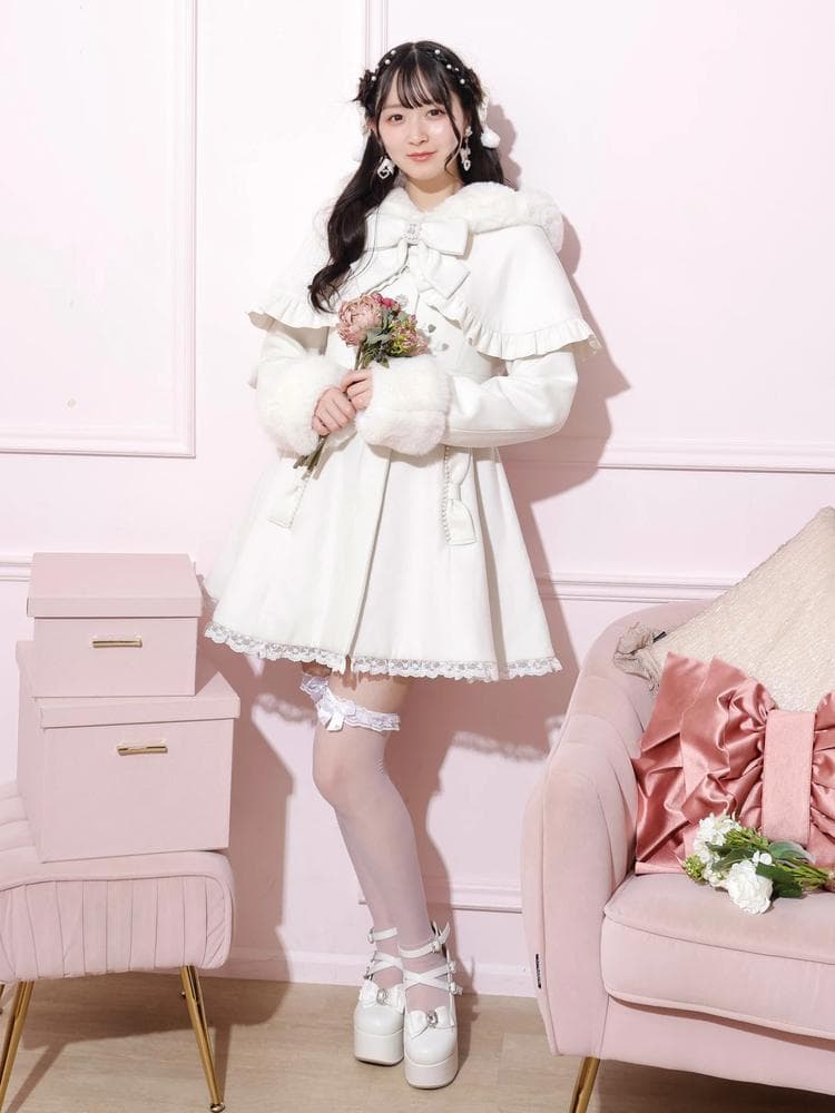 NOEMIE新品ドーリーフードケープフレアコート