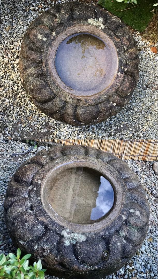 【丸型水鉢・蹲・手洗い鉢】庭石・置物・オブジェ・ガーデニング・バードバス・石鉢