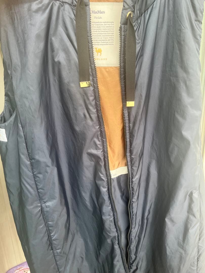最終値下げ！初秋や運動会に☆撥水Maxmara the cube ベスト