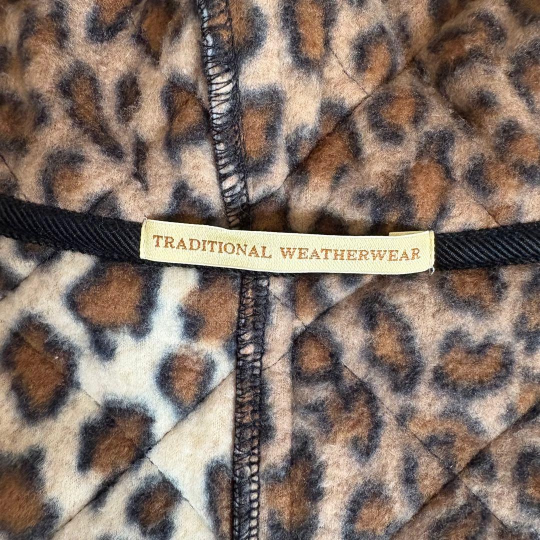 極美品 トラディショナル ウェザーウェア キルティング ケープ ヒョウ柄