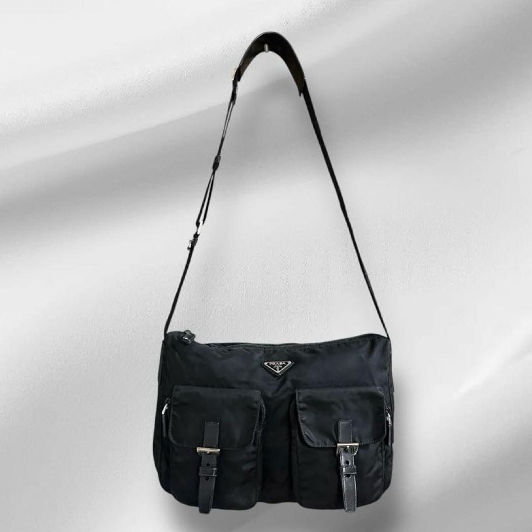 【美品】 PRADA プラダ ショルダーバッグ メッセンジャー　ナイロン e34