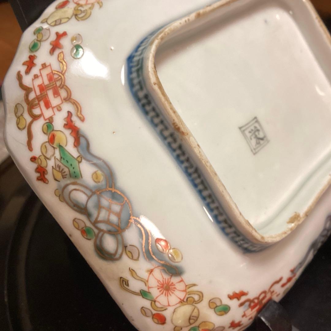 A913 古伊万里　染錦手　変形角皿　梅と文人紋様　　５枚