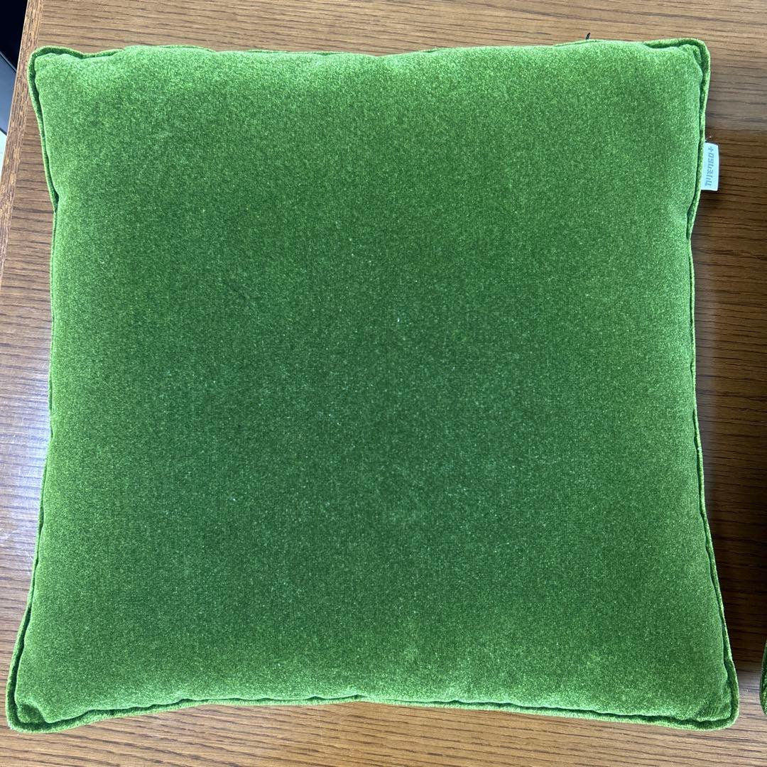 カリモク　モケットグリーン クッション　2個セット※3月28日(金)に発送