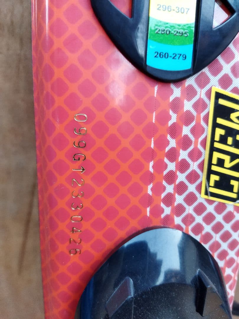 サロモン　SALOMON　S−board ショートスキー　板　赤　レッド