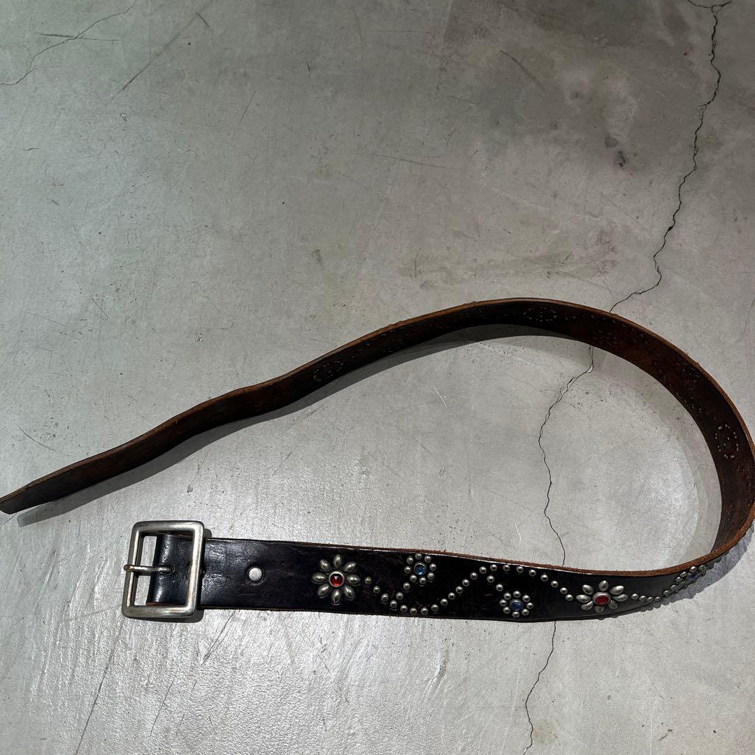 HTC 34インチ　スタッズ付き黒レザーベルト