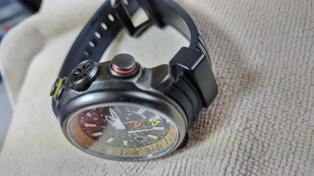 [シチズン]　腕時計 プロマスター アルティクロン BN4026-09E