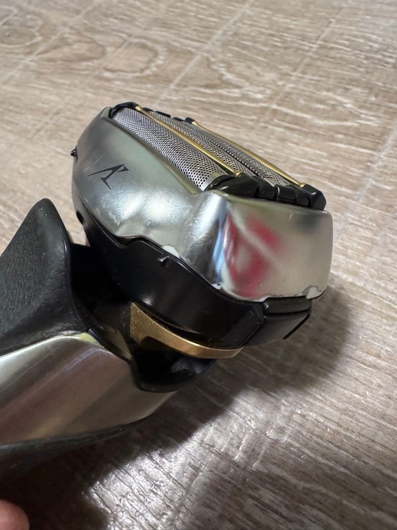 Panasonic 電気シェーバー　ラムダッシュ 5枚刃　ES-CLV9B