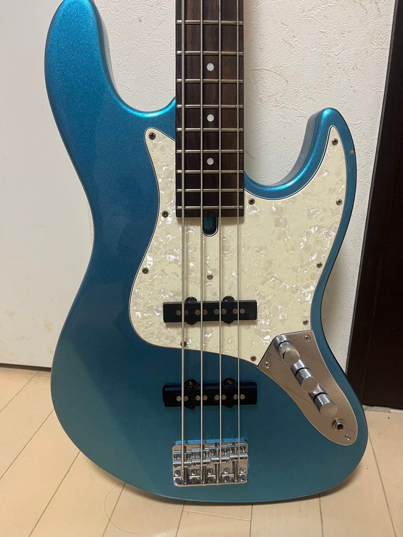 エレキベース ブルー