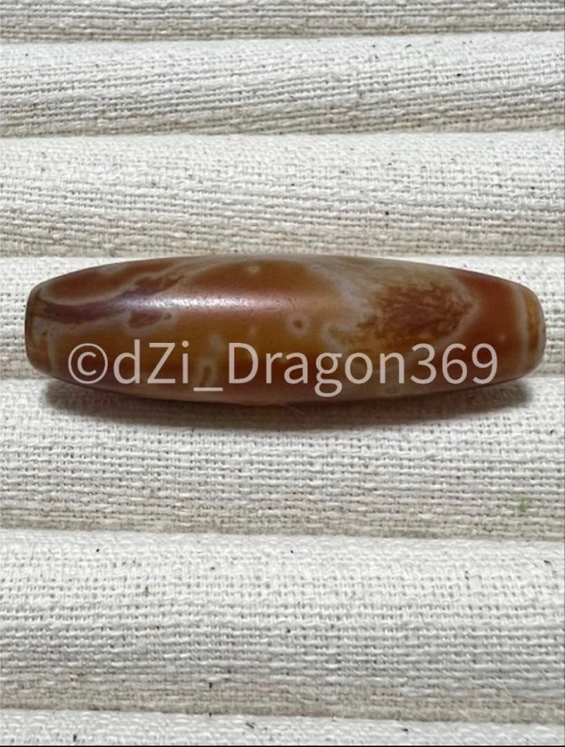 dZi beadsジービーズ 西蔵 珍しい雰囲気と幻想的な紋様の如意天珠