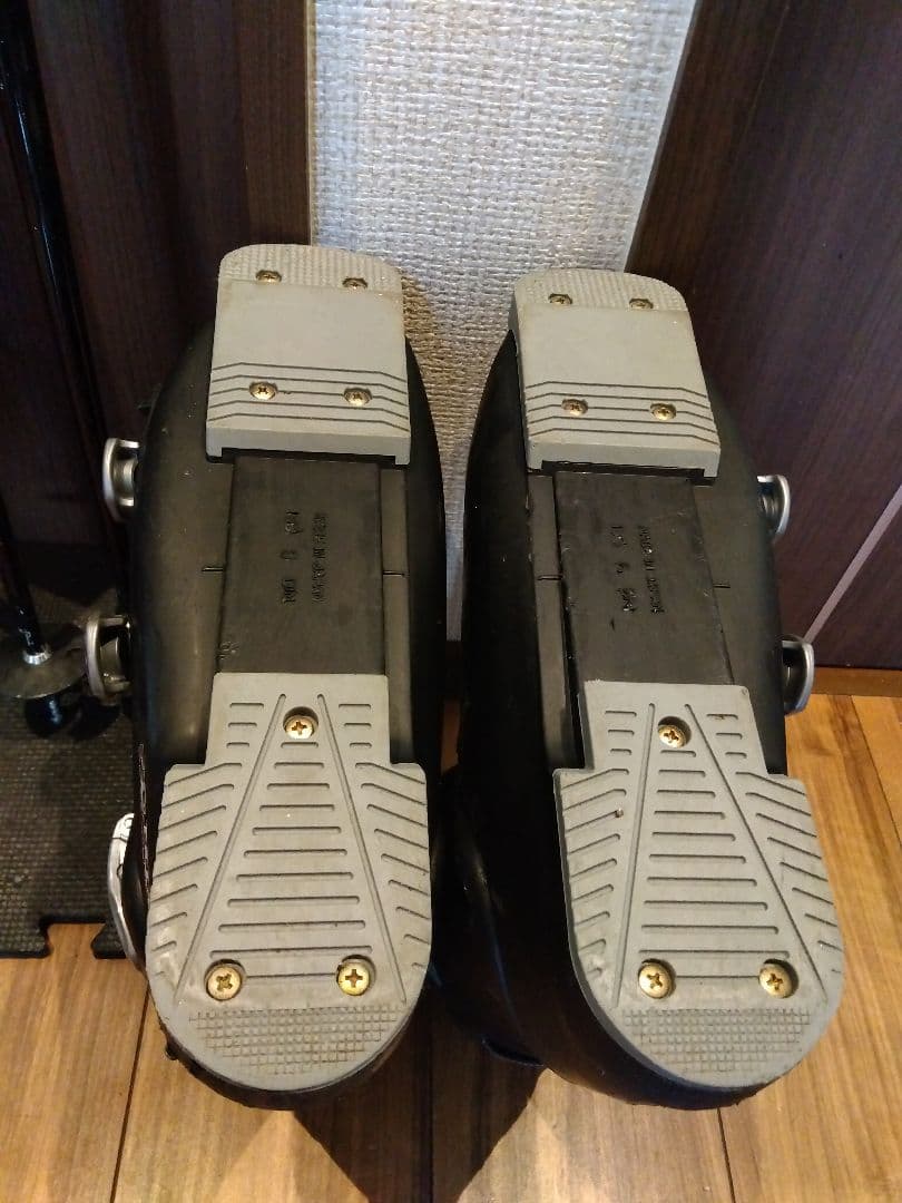 程度良好‼️CARVING/男女兼用/スキーセット・メンテ・WAX済み✔