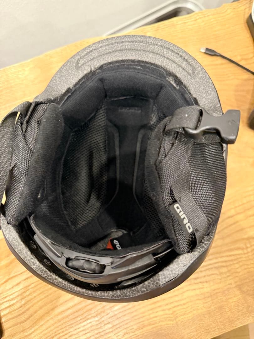 M*i様 Giro mips ヘルメット マットグレー　Mサイズ 55.5cm